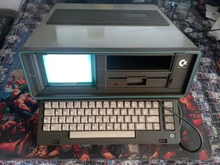 Commodore 64 SX Portátil