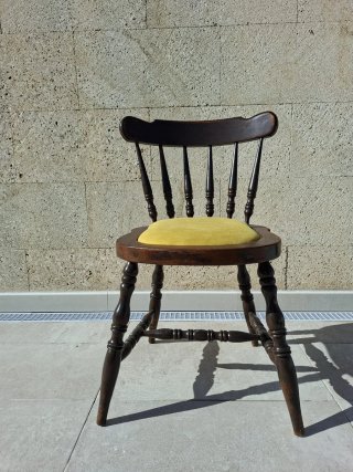 Silla Vintage de Madera