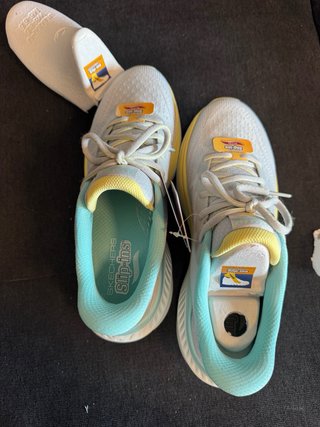 Zapatillas Skechers Slip-Ins Gris y Amarillo