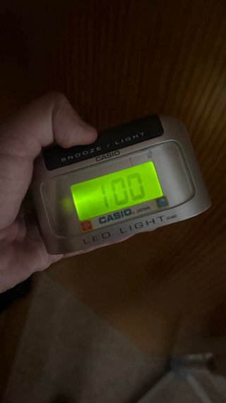 Reloj Casio LED Digital de Mesa