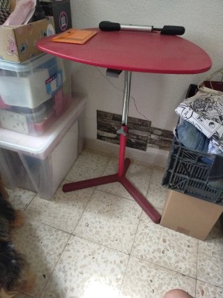 Mesita Auxiliar Portátil Roja