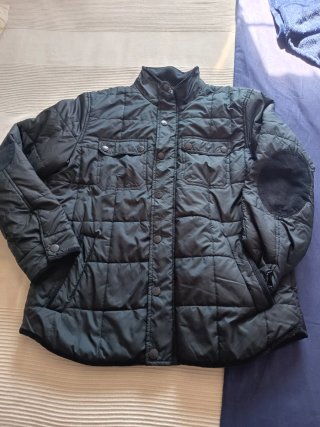 Parka Acolchada Negra
