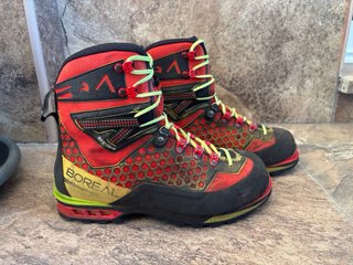 Botas de Montaña Boreal Nelion Talla 41.5