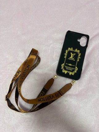 Funda Louis Vuitton para iPhone 16 Plus