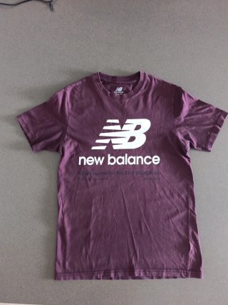 Camiseta New Balance Talla S Morada