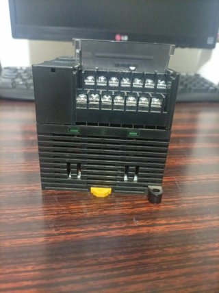 Autómata Programable Omron SYSMAC CP1L-J