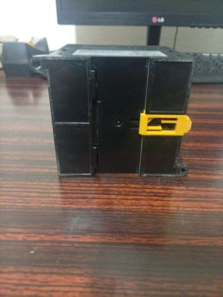 Autómata Programable Omron SYSMAC CP1L-J