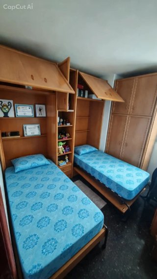 Mueble con 2 camas abatibles y armario