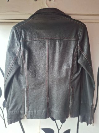Chaqueta de Piel Renzo Acosta
