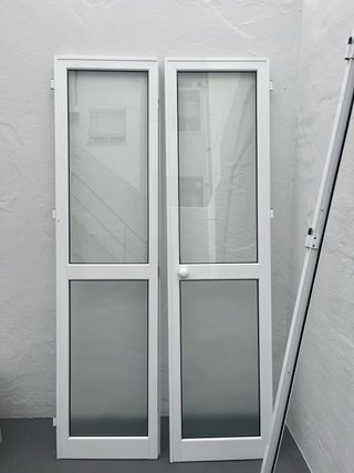 Puerta de Aluminio con Arco Superior Desmontable