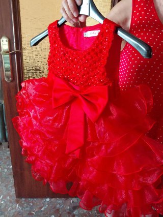 Vestido Rojo con Volantes Talla 2 Años
