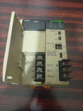 Módulo Omron CLK21 + PA203