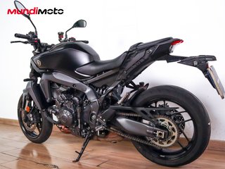 YAMAHA MT 09