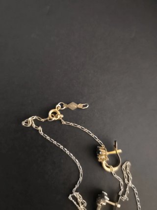 Conjunto Oro 18K y Esmeraldas