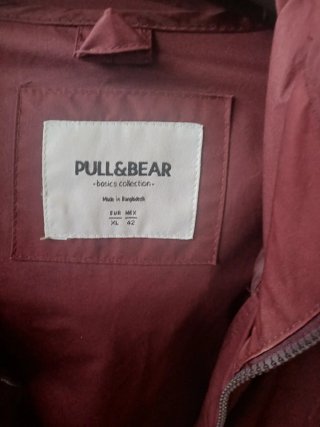 Lote Chubasquero Pull&Bear Morado y abrigo decantl