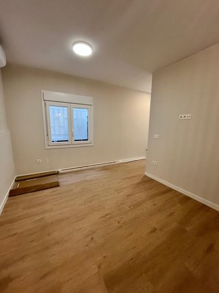 PISO EN VENTA EN C/ ESTATUT