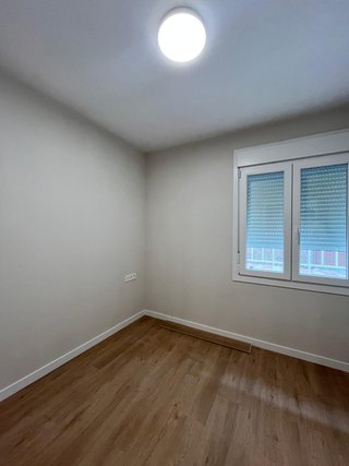 PISO EN VENTA EN C/ ESTATUT