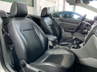 FORD Focus 2.0 TDCi CC Titanium
