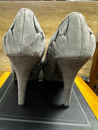 Zapatos Zara Gris Talla 37.