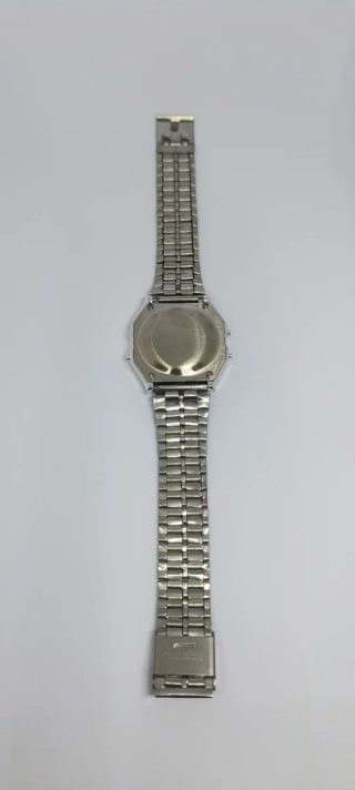 Reloj Elegante Estilo Casio Plateado