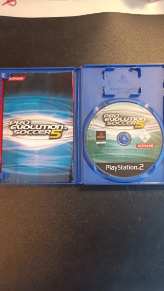 Pro Evolution Soccer 5 (PS2)