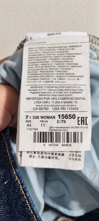Pantalón vaquero Mango momfit pitillo tiro alto