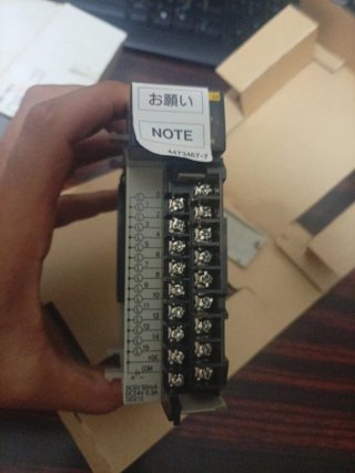 Módulo salidas Omron CQM1-OD212