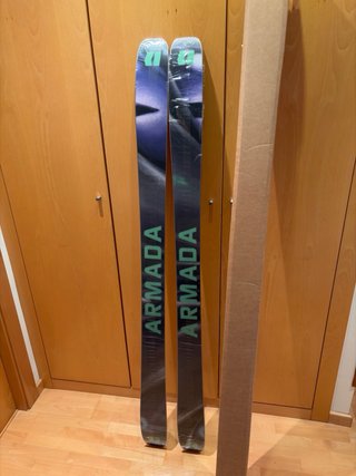 Esquís Armada ARV 100 179cm