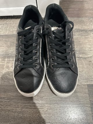 Zapatillas Guess Negras