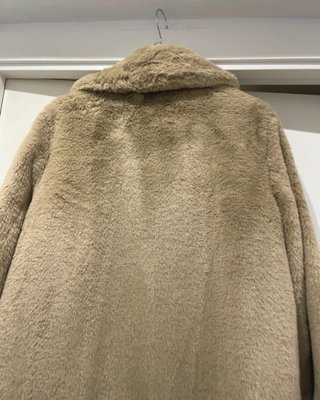 Abrigo peluche Zara beige