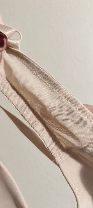 Dos sujetadores sin aros H&M 85B