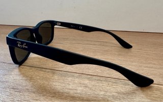 Gafas de sol Ray-Ban niño negras/azules