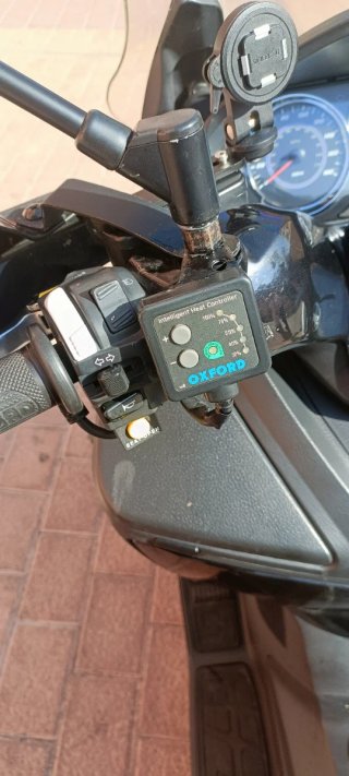 Maxi Scooter SYM Maxsym 400i