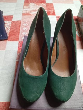 Zapatos de tacón verde