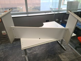 Mesa de oficina blanca 140x80