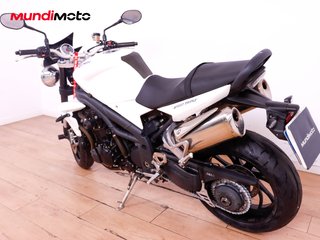 TRIUMPH SPEED TRIPLE 1050