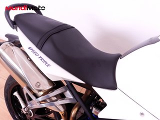 TRIUMPH SPEED TRIPLE 1050
