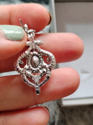Pendientes Antiguos Estilo Marquesa Rojo