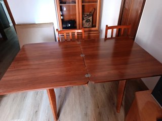 Mesa de Comedor con 2 Sillas