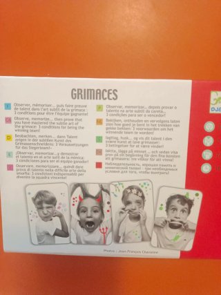 Juego de cartas Grimaces de Djeco