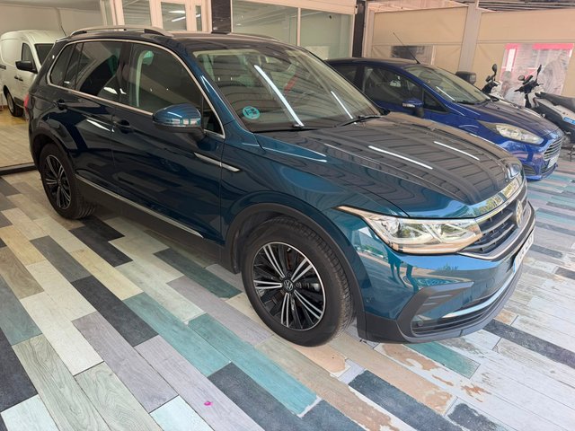 Volkswagen Tiguan 32.000KM