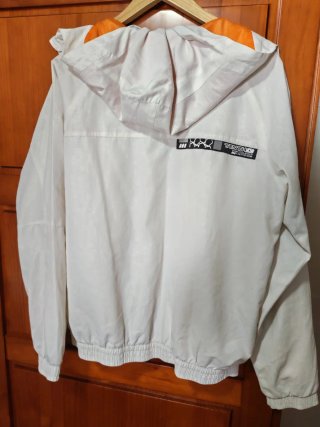 Cortavientos Tenth Blanco