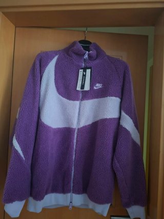 Sudadera Nike reversible morada y blanca