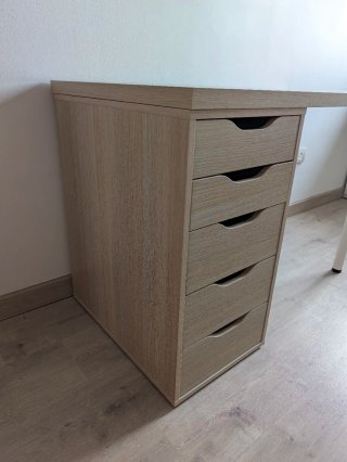 Escritorio Ikea Madera y Metal