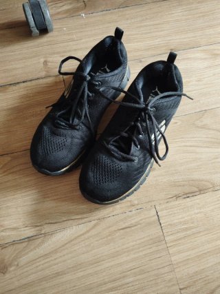 Skechers Graceful Talla 40 Negro/Dorado