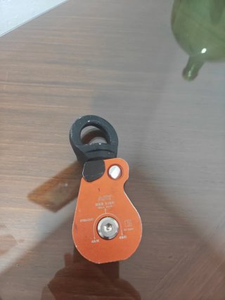 Polea de escalada ART MBS 32kN WLL 8kN