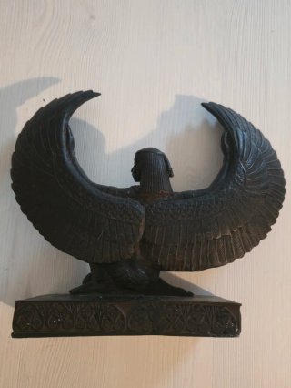 Figura Alas de Isis Bronce