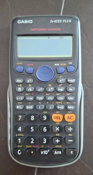 Calculadoras Científicas Casio fx-82SPX y fx-82ES