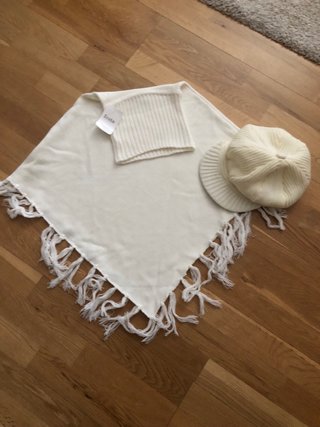Poncho y Gorra Blanco