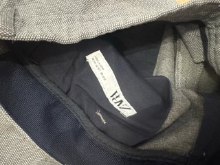 Pantalón formal gris de hombre